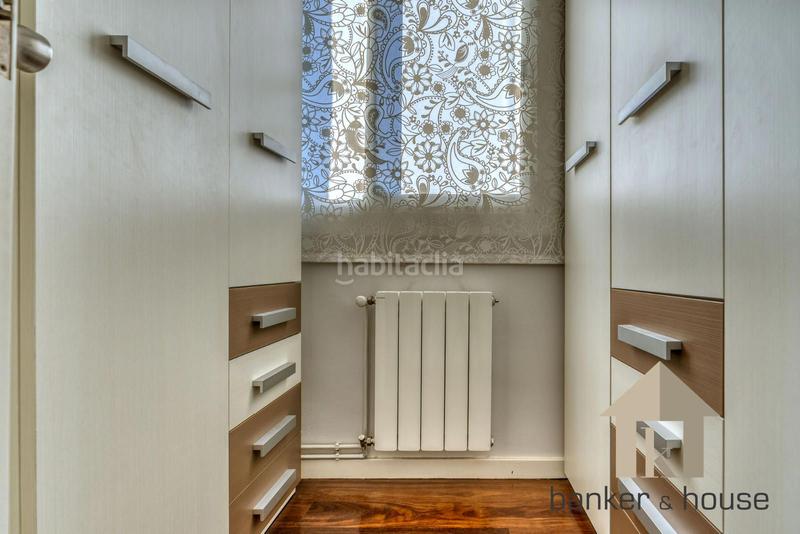 Foto 17bb237e-66dd-4365-b138-52604247fd25. Casa adosada casa para entrar a vivir en martinica en Cerdanyola del Vallès