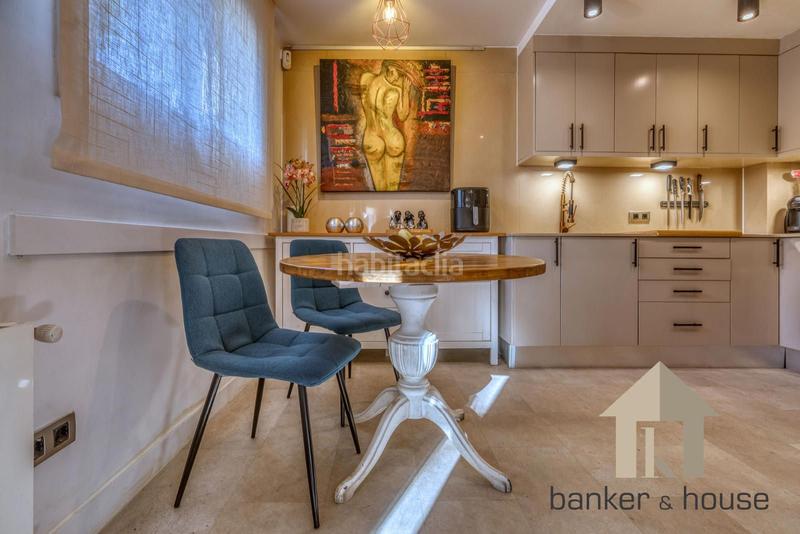 Foto 4ea8eac4-d12c-45c1-9d63-ae06c50f346f. Casa adosada casa para entrar a vivir en martinica en Cerdanyola del Vallès