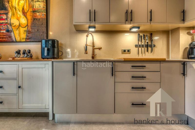 Foto 772f7d7e-4ecb-47f4-850e-d5e54ea451cd. Casa adosada casa para entrar a vivir en martinica en Cerdanyola del Vallès