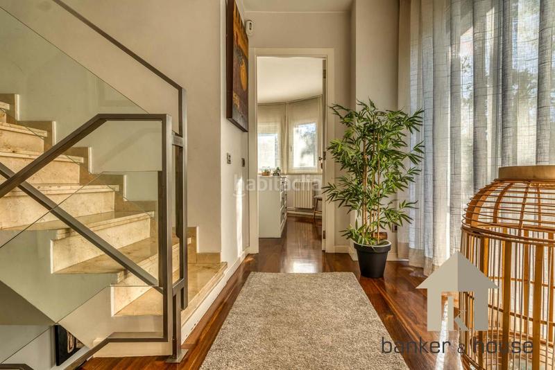 Foto 8d261c7b-1c62-4fd5-aaa4-d3bc56daedcc. Casa adosada casa para entrar a vivir en martinica en Cerdanyola del Vallès