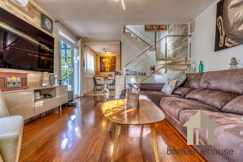 Foto d69526d5-9c9a-42eb-b74a-0ae954117333. Casa adosada casa para entrar a vivir en martinica en Cerdanyola del Vallès