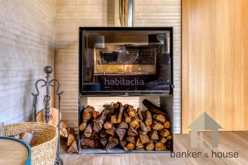 Foto e97e9bd0-8cf0-4168-9e48-c3f6a59c4a2d. Casa adosada casa para entrar a vivir en martinica en Cerdanyola del Vallès