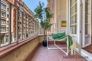 Pis  Balmes. Balmes, 3 hab, 2 baños, para entrar a vivir.