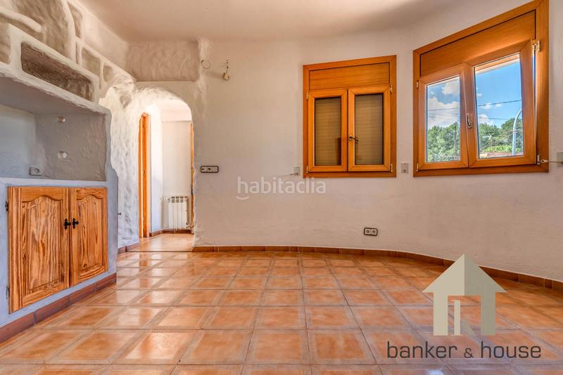 Foto 64ead396-ce6c-4135-bcfa-216077932d28. Chalet avec chauffage parking dans Montflorit Cerdanyola del Vallès