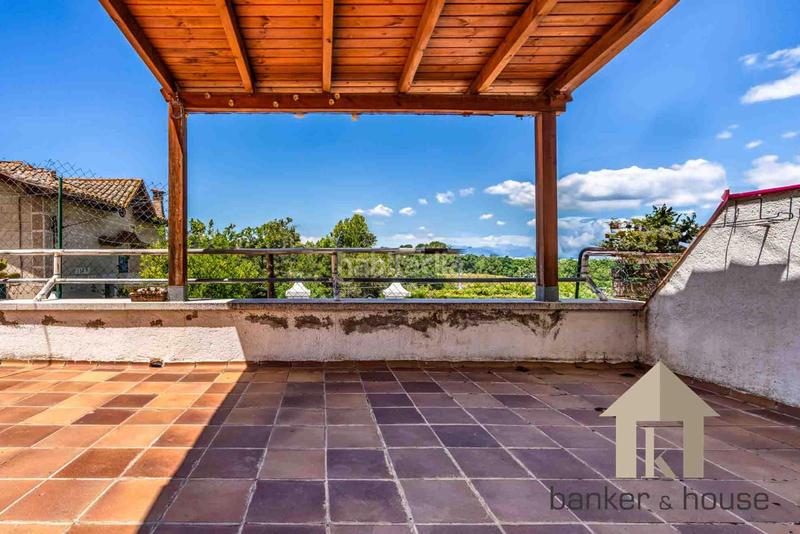 Foto d0d7f8f4-5034-4261-bc45-29ac6f2987ce. Chalet avec chauffage parking dans Montflorit Cerdanyola del Vallès