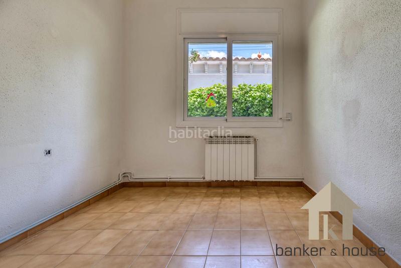 Foto d2aa4566-3d0b-4846-b637-1e741f29c6d1. Chalet avec chauffage parking dans Montflorit Cerdanyola del Vallès