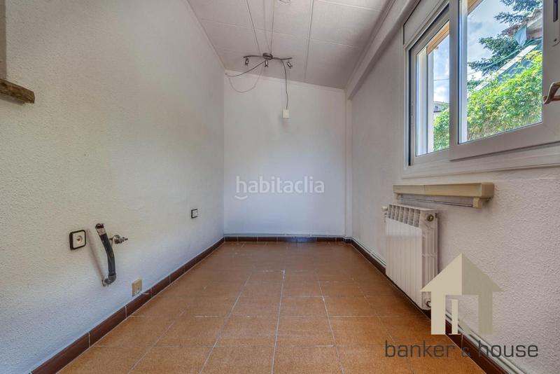 Foto e50c636a-05b6-40e0-ada9-d3db83c0f922. Chalet avec chauffage parking dans Montflorit Cerdanyola del Vallès