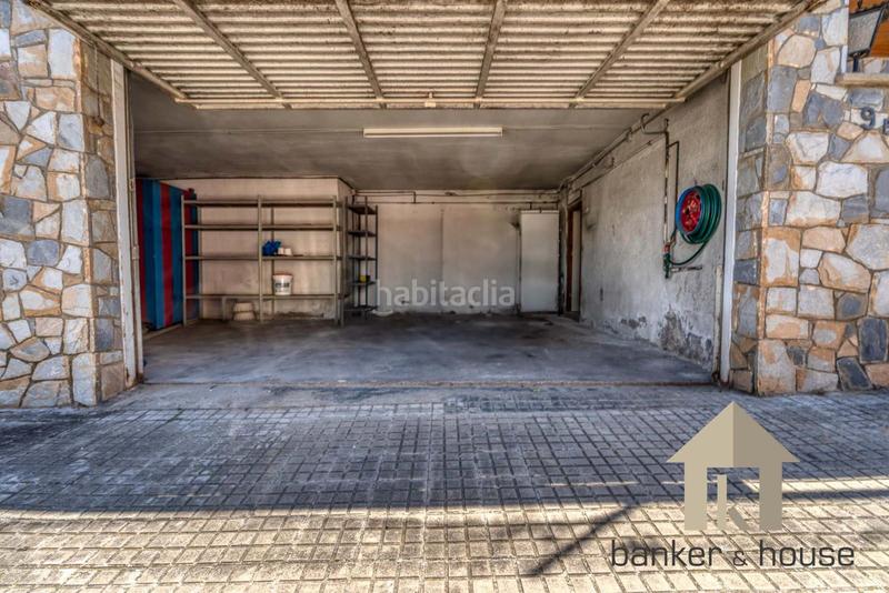 Foto f66158a6-cf7e-4e87-9fd4-a07e223c6c26. Chalet avec chauffage parking dans Montflorit Cerdanyola del Vallès