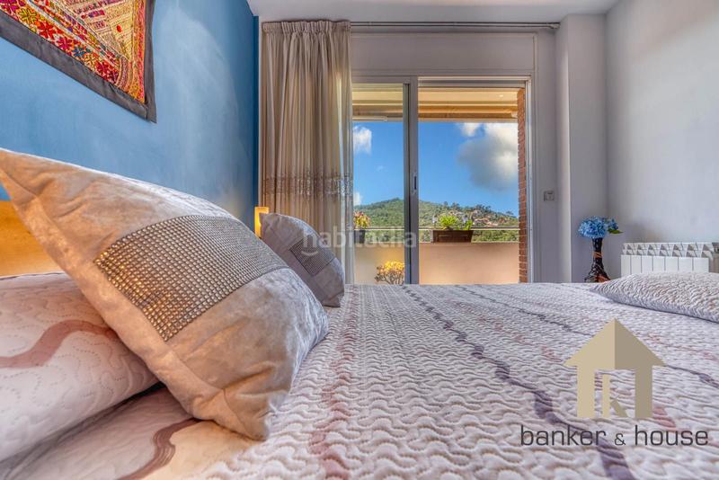 Foto 07bae3b0-ac9b-4087-9fa6-c30fc98d316e. Attique avec chauffage parking piscine dans Canaletes - Turonet Cerdanyola del Vallès