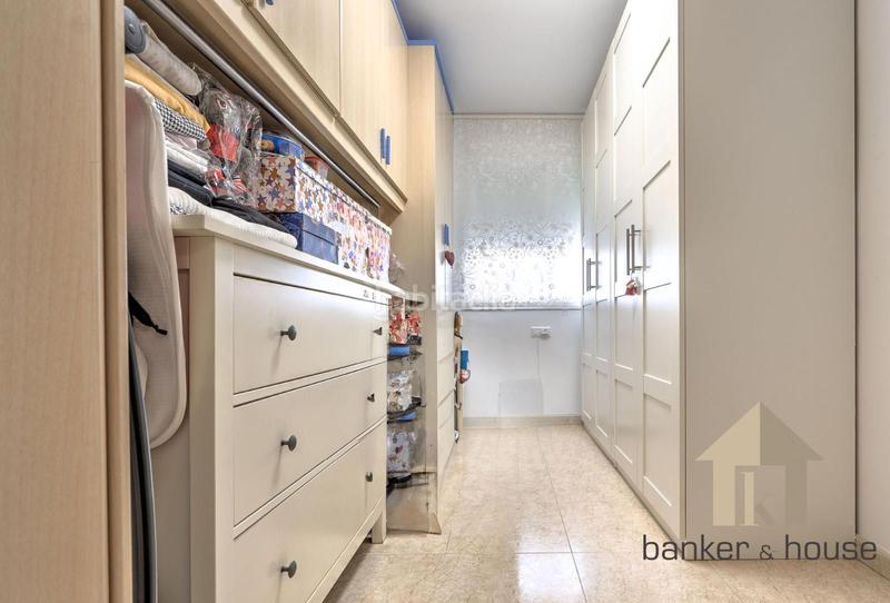 Foto 23742a5a-a9ff-4e62-9273-0001475157f6. Attique avec chauffage parking piscine dans Canaletes - Turonet Cerdanyola del Vallès