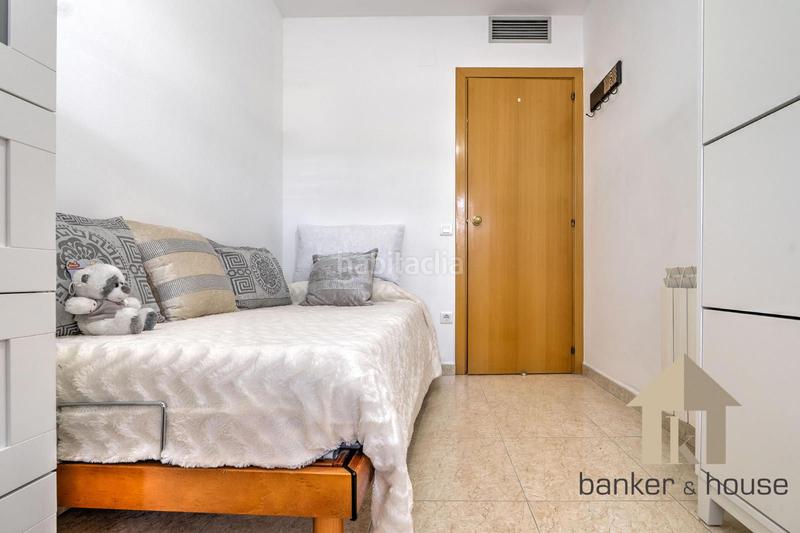 Foto 2d79b632-88ec-47fe-b6d3-a0e06f0e00da. Attique avec chauffage parking piscine dans Canaletes - Turonet Cerdanyola del Vallès