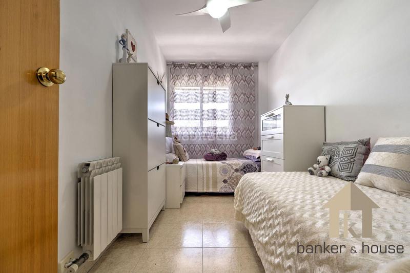 Foto 51802cec-852c-4492-9442-bf700ce911f2. Attique avec chauffage parking piscine dans Canaletes - Turonet Cerdanyola del Vallès