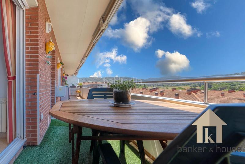 Foto 971446c7-abf3-431b-b4b8-06b219441018. Attique avec chauffage parking piscine dans Canaletes - Turonet Cerdanyola del Vallès