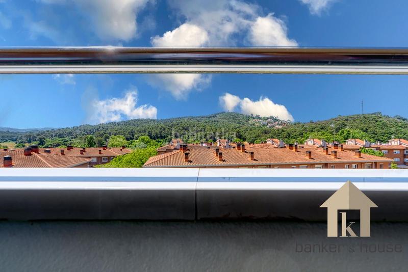 Foto a2c1bb4d-9312-4265-a2c1-2c35e6088ed1. Attique avec chauffage parking piscine dans Canaletes - Turonet Cerdanyola del Vallès