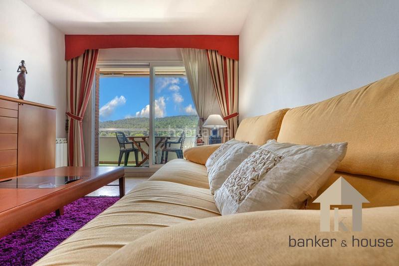 Foto e48154d6-6c5c-4150-a300-7aa45825078c. Attique avec chauffage parking piscine dans Canaletes - Turonet Cerdanyola del Vallès