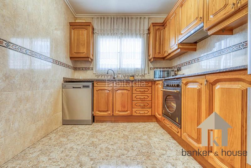 Foto 0e59ef85-19f1-43e5-a0f0-8af48e5748a6. Casa adossada amb calefacció aparcament a Montflorit Cerdanyola del Vallès