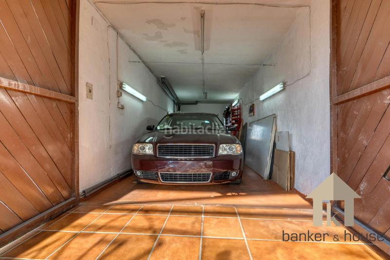 Foto 165168c8-7e4d-42bc-bb8a-c4d54897dd1e. Casa adossada amb calefacció aparcament a Montflorit Cerdanyola del Vallès