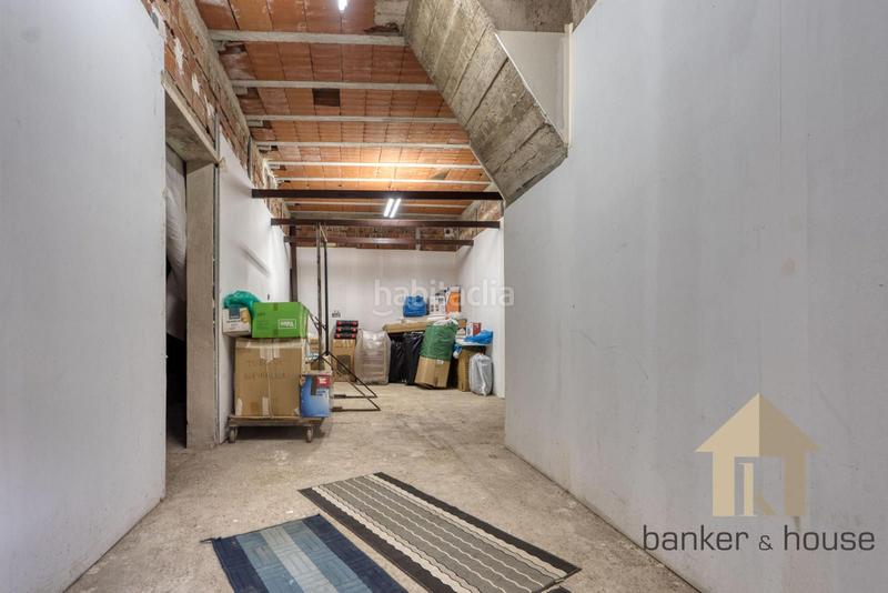 Foto 28935fb9-4da8-4e00-a005-040453d9fde4. Casa adossada amb calefacció aparcament a Montflorit Cerdanyola del Vallès