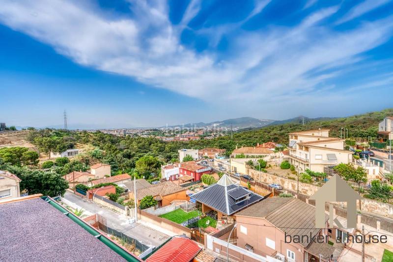 Foto a2c3fc0f-c597-4def-b844-bac686f1d503. Casa adossada amb calefacció aparcament a Montflorit Cerdanyola del Vallès