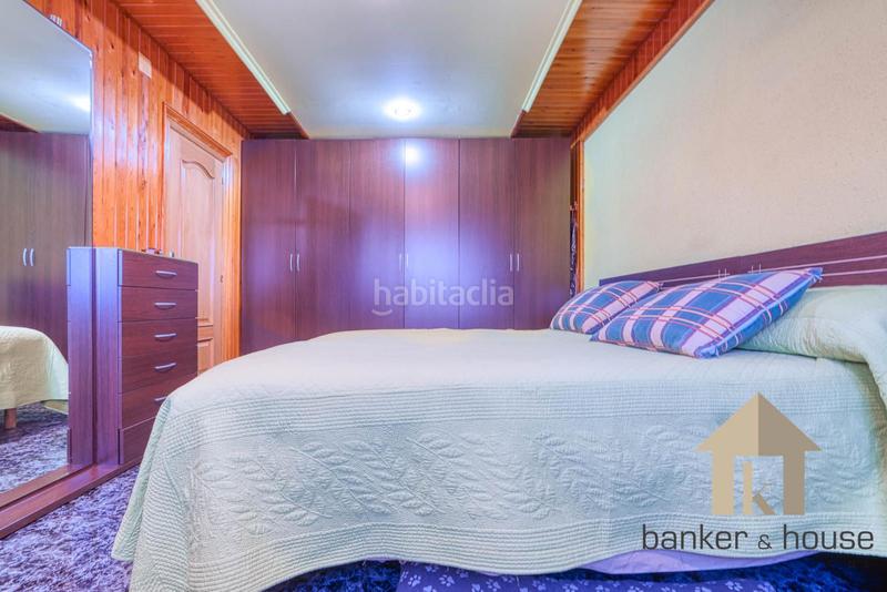 Foto c1b89577-eba3-4d92-8000-4acccda089b8. Casa adossada amb calefacció aparcament a Montflorit Cerdanyola del Vallès