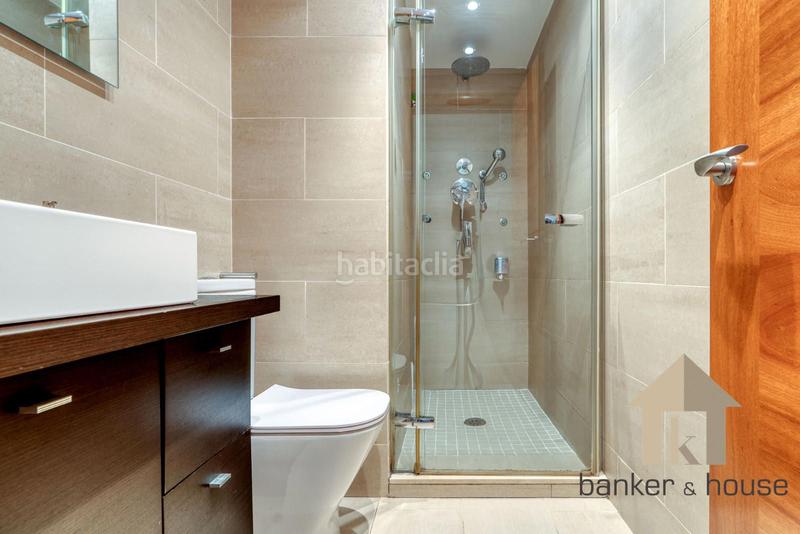 Foto 0de6390a-2828-4e9b-8278-1048d092b68e. Attico con riscaldamento parcheggio piscina in Canaletes - Turonet Cerdanyola del Vallès