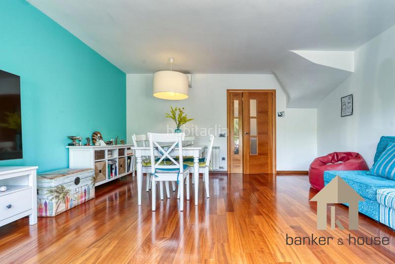 Foto 16b66e21-ab18-4b6e-93d2-65ff5660931e. Attico con riscaldamento parcheggio piscina in Canaletes - Turonet Cerdanyola del Vallès