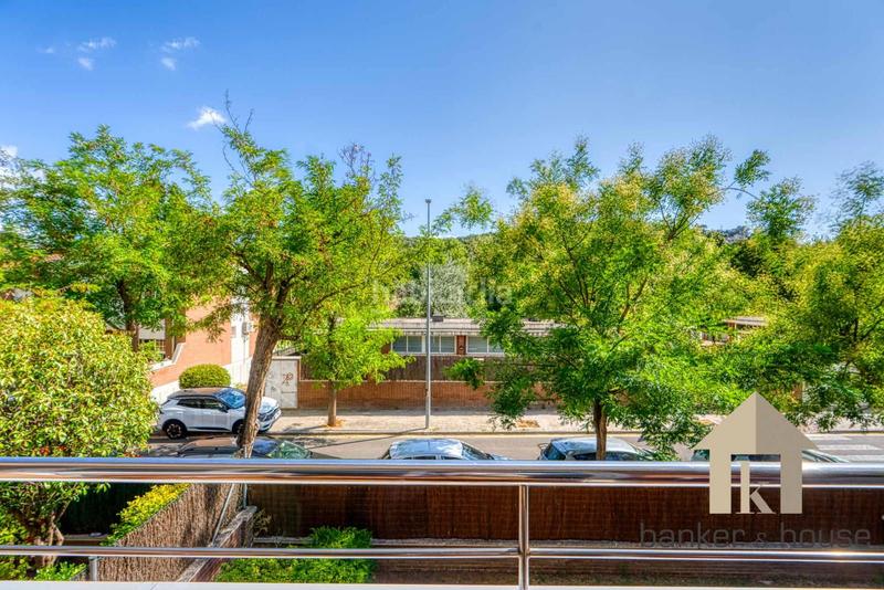 Foto 2b182a4f-7af8-4f3e-8acc-ed9c35c0bc36. Attico con riscaldamento parcheggio piscina in Canaletes - Turonet Cerdanyola del Vallès