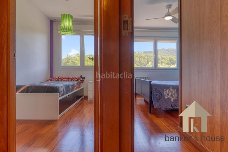 Foto a25decb9-e4eb-4999-b885-c3cc6884107e. Attico con riscaldamento parcheggio piscina in Canaletes - Turonet Cerdanyola del Vallès