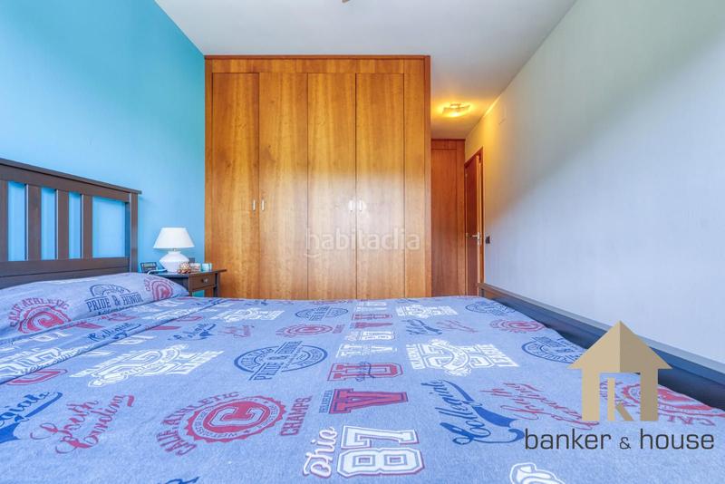 Foto e011170f-3026-4dc5-b7be-73bea18f2e7d. Attico con riscaldamento parcheggio piscina in Canaletes - Turonet Cerdanyola del Vallès