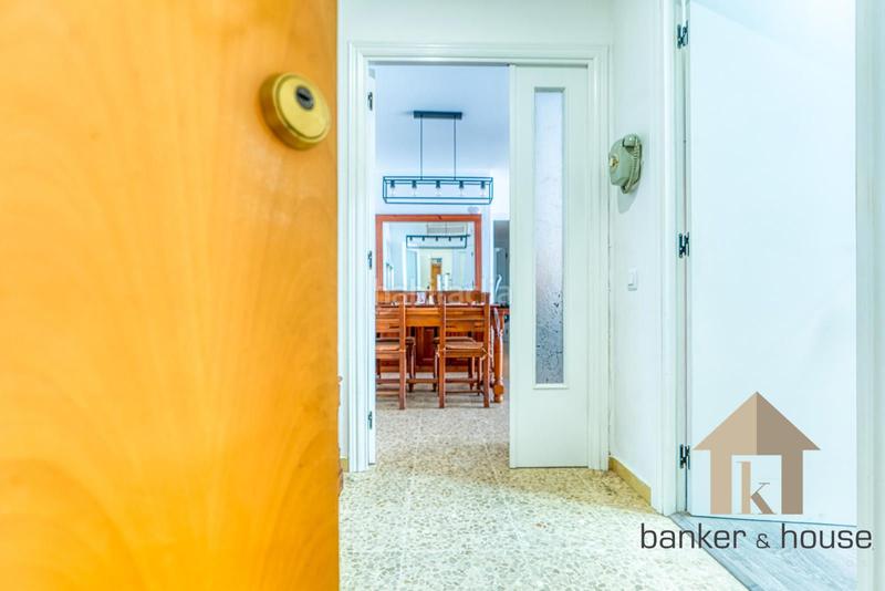 Foto e4fca9c3-1976-419d-9de1-c9e1eb24b04f. Pis amb calefacció aparcament a Can Clos-Pinetons Ripollet