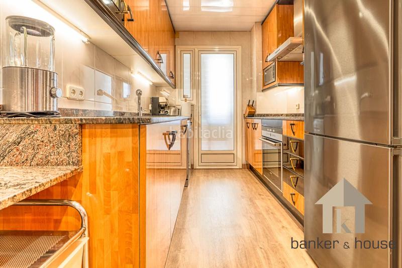 Foto 4f20e02d-5faa-4efd-86db-5a4bda5e8518. Pis amb calefacció a Martinica - Ateneu Cerdanyola del Vallès