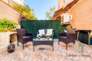 Etagenwohnung in Martinica - Ateneu