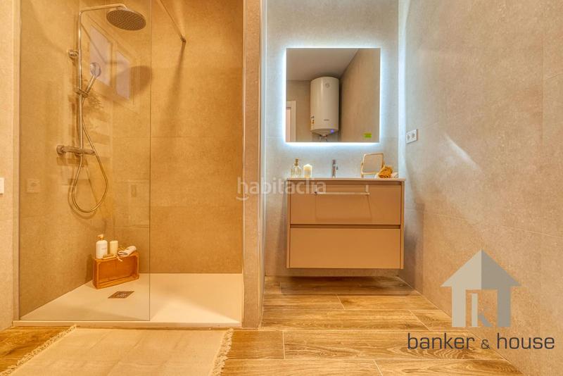 Foto 84c49b55-2360-4296-8cf7-894a5af926bc. Àtic amb calefacció a Montcada Centre - La Ribera Montcada i Reixac