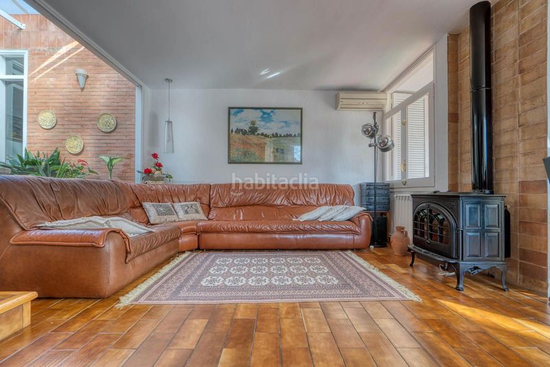 Foto 07748f8f-7d47-49bd-a79f-7505da4d74cc. Xalet amb calefacció aparcament piscina a Bellaterra