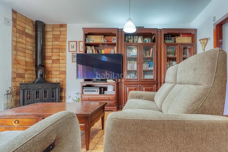 Foto 2502d2b4-3bd6-4b17-99d9-f42c46d12b22. Xalet amb calefacció aparcament piscina a Bellaterra