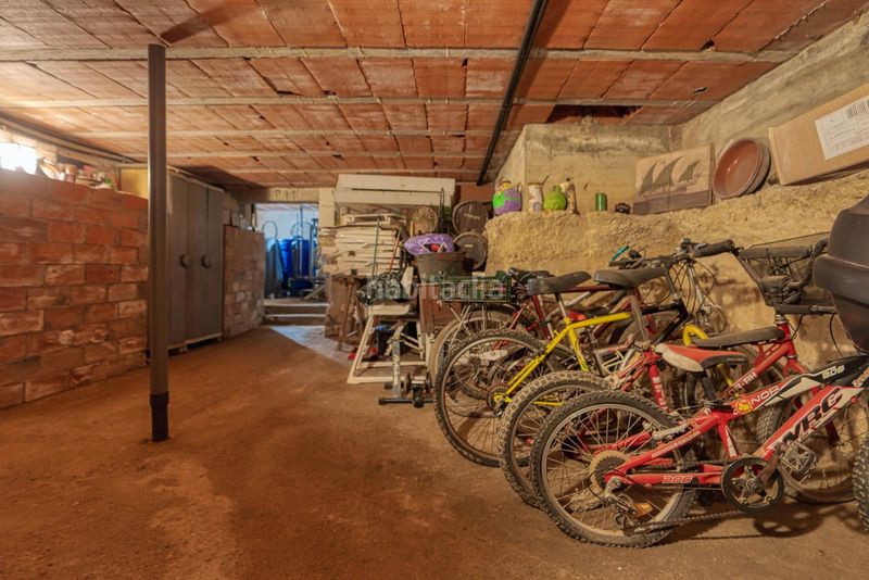 Foto 25bda72d-d170-4a48-9062-b417d4500407. Xalet amb calefacció aparcament piscina a Bellaterra