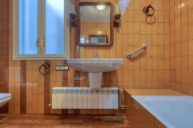 Foto 4c6fc2f4-ed81-4e3f-897c-a5087b0f10b1. Xalet amb calefacció aparcament piscina a Bellaterra