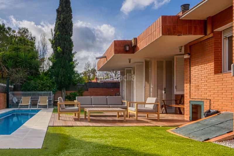 Foto 6732cb89-30f9-4878-89b3-0c0e5b7a0022. Xalet amb calefacció aparcament piscina a Bellaterra