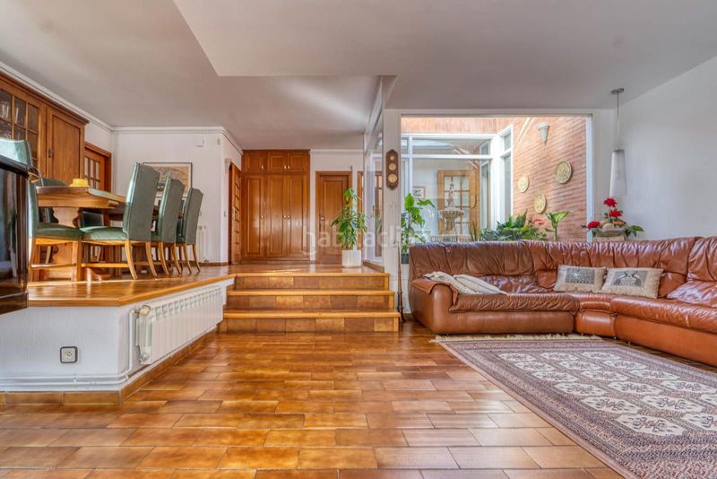 Foto 8256ede5-5fbf-47bf-a105-4961e29ab7b0. Xalet amb calefacció aparcament piscina a Bellaterra