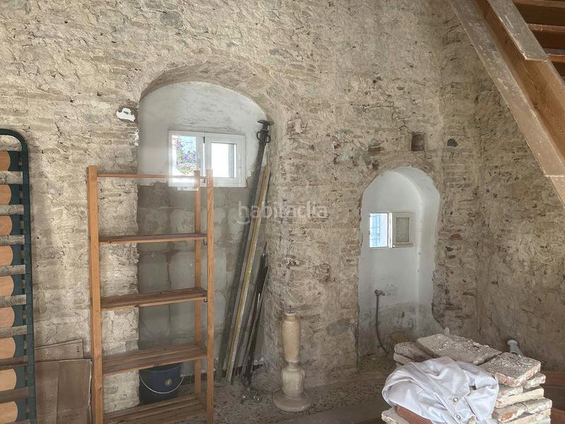 Foto 2d6acca1-3e78-4197-ae6e-cae3bb68c8fe. Casa se vende casa historica con terraza en el casco antiguo en Tarifa