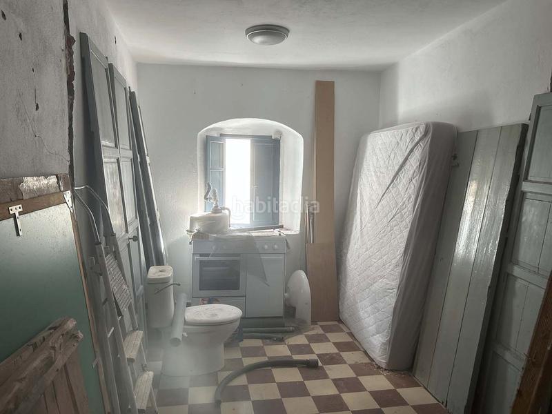 Foto ce67426f-b68f-4df4-a2fa-95aa4b229857. Casa se vende casa historica con terraza en el casco antiguo en Tarifa