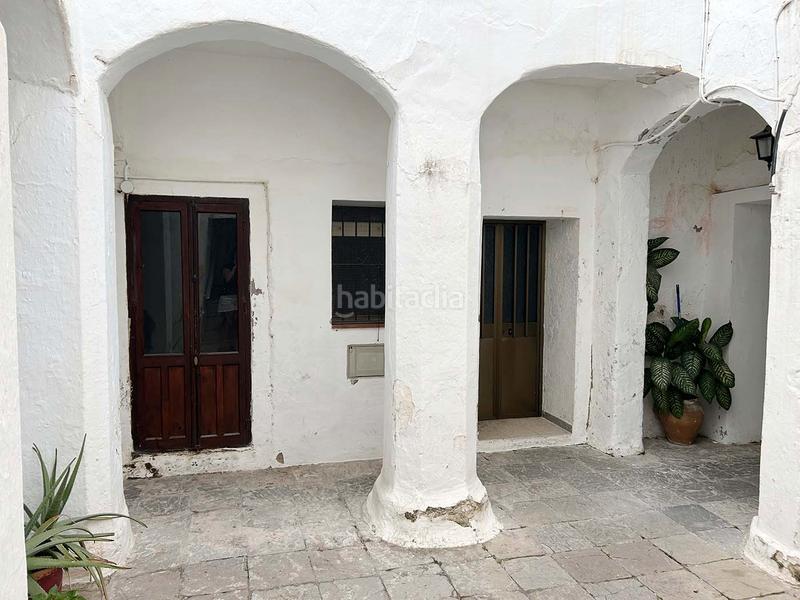 Foto 99b42af1-b2b4-4e3f-9e36-4744bfd17f72. Apartamento se vende apartamento en planta baja junto iglesia san mateo en Tarifa