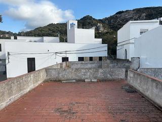 Maison à Plaza de españa 1. Casa con azotea y vistas espectaculares: proyecto de reforma int