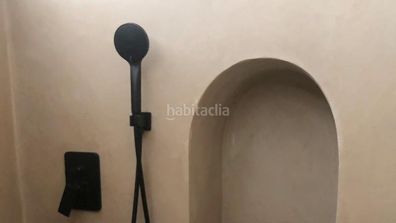 Foto 554e7788-2c15-47ba-8116-a6d8b867c4c6. Estudio encanto histórico y diseño en pleno casco antiguo en Tarifa