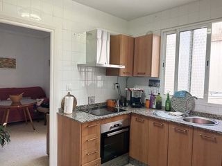Appartamento  Calle sancho iv el bravo. Amplio piso de 124 m2 con ascensor y azotea comunitaria en el ca