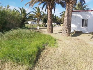 Fondo rustico in Tarifa Ciudad. Finca rústica con casa junto al río y playa de los lances en tar