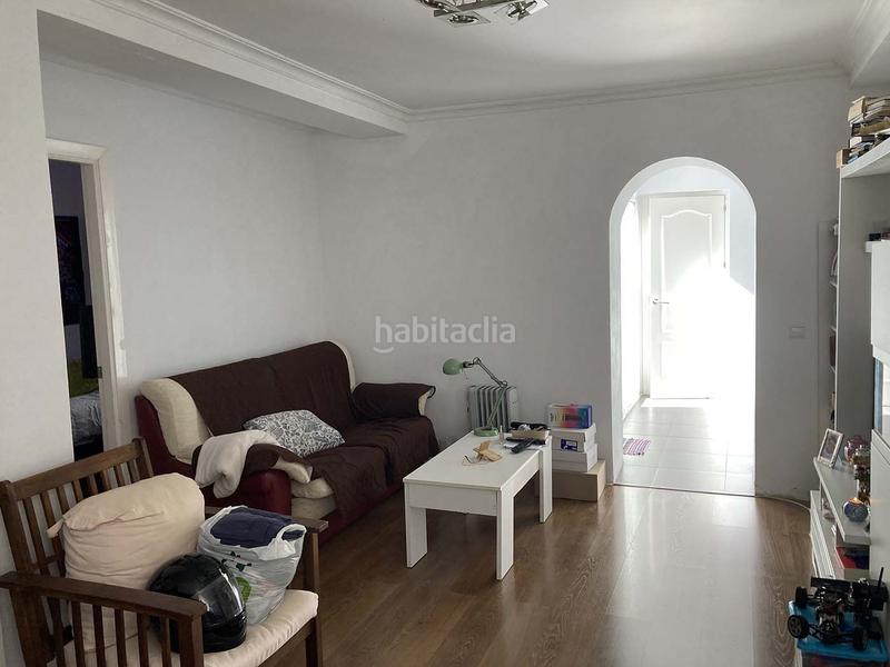 Foto 1d5c0fb2-aa94-4ab3-8a2d-85ce8e9d99e2. Apartamento se vende casa en el casco antiguo con pequeño patio en Tarifa