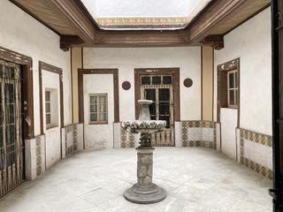 Casa a Tarifa Ciudad. Se vende casa-palacio de 1000 m2 en el casco antiguo