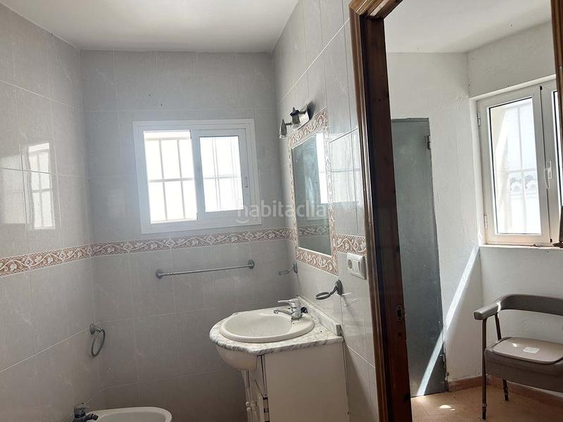 Foto 9f2f36f4-888c-4322-b1de-78376b65a85e. Piso se vende casa en el casco antiguo de 84 m2 en Tarifa