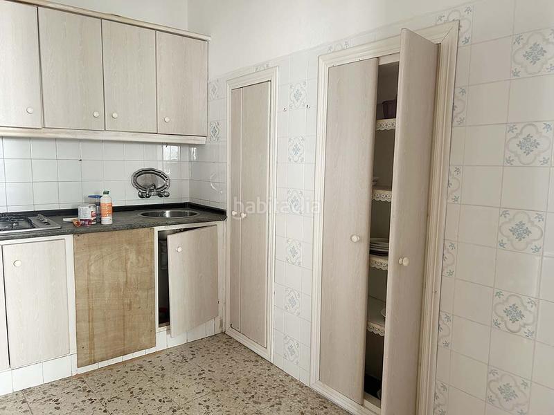Foto d90022b4-f37d-48a1-9610-8d1e73958e1c. Piso se vende casa en el casco antiguo de 84 m2 en Tarifa